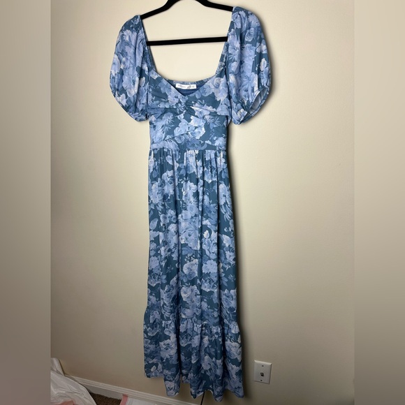 Altar'd State Dresses & Skirts - Altar'd State Blue Floral Maxi Dress